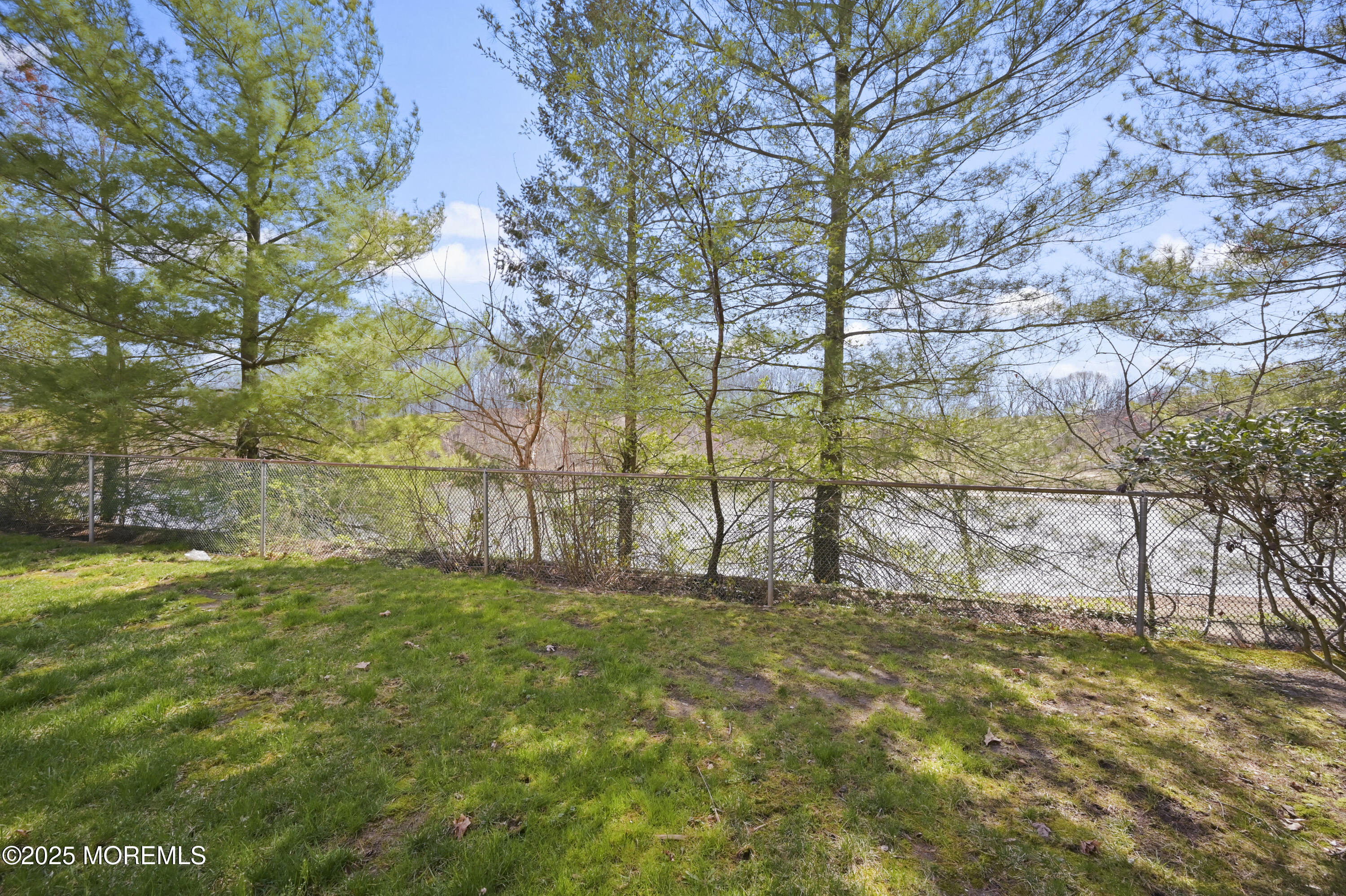 21 Capica Court, South Amboy, New Jersey image 32