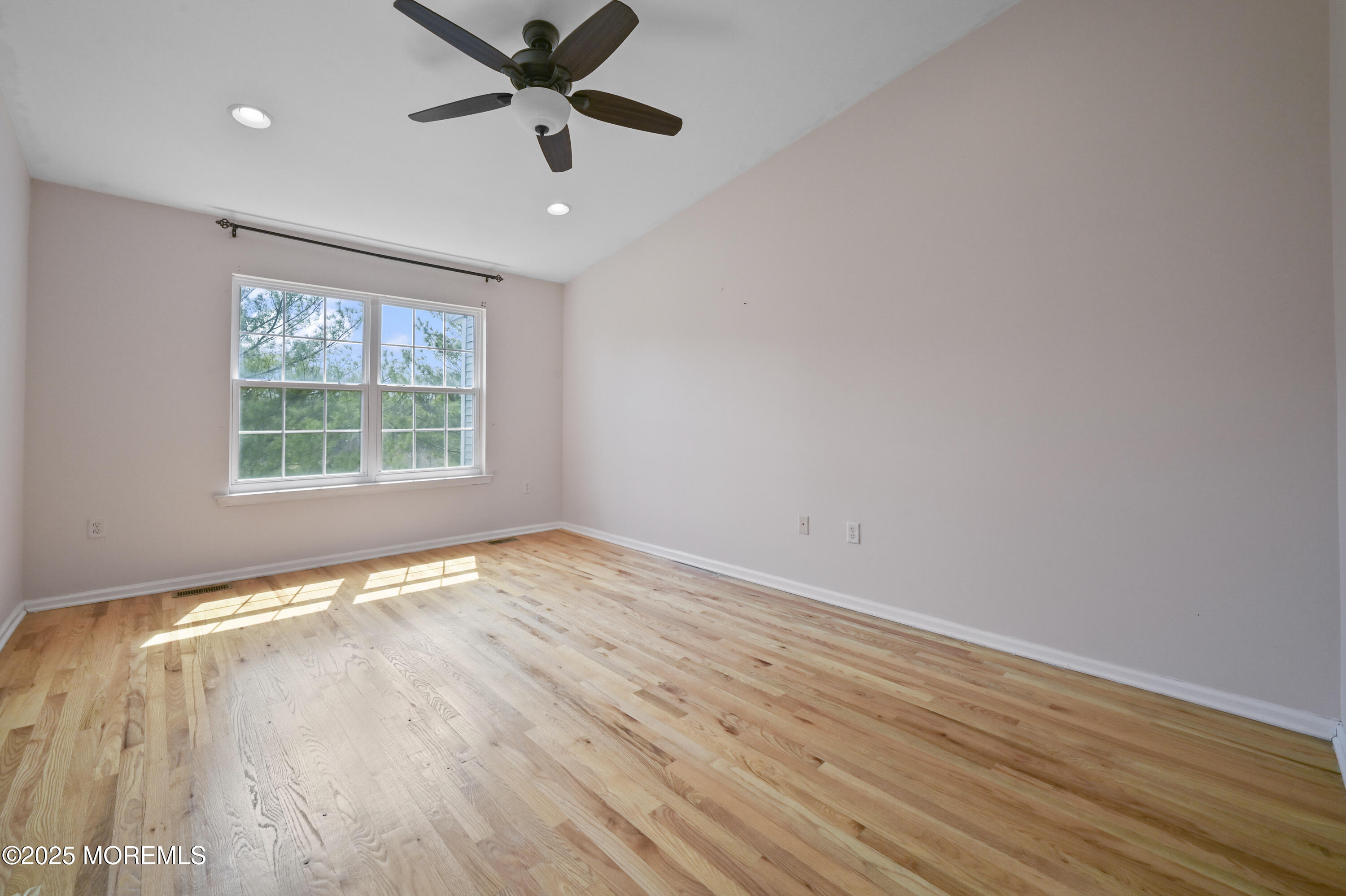 21 Capica Court, South Amboy, New Jersey image 17