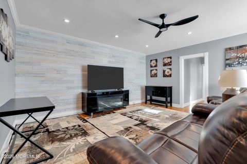 500 Deal Lake Drive 5E Asbury Park NJ 07712