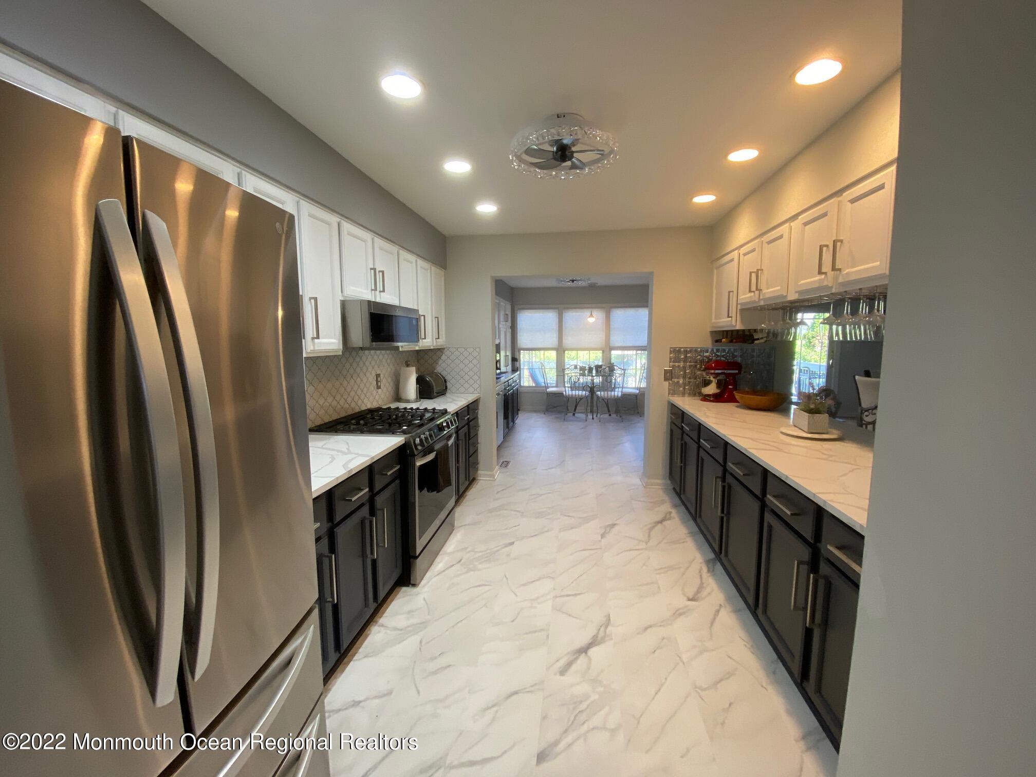 2060 New Bedford Road