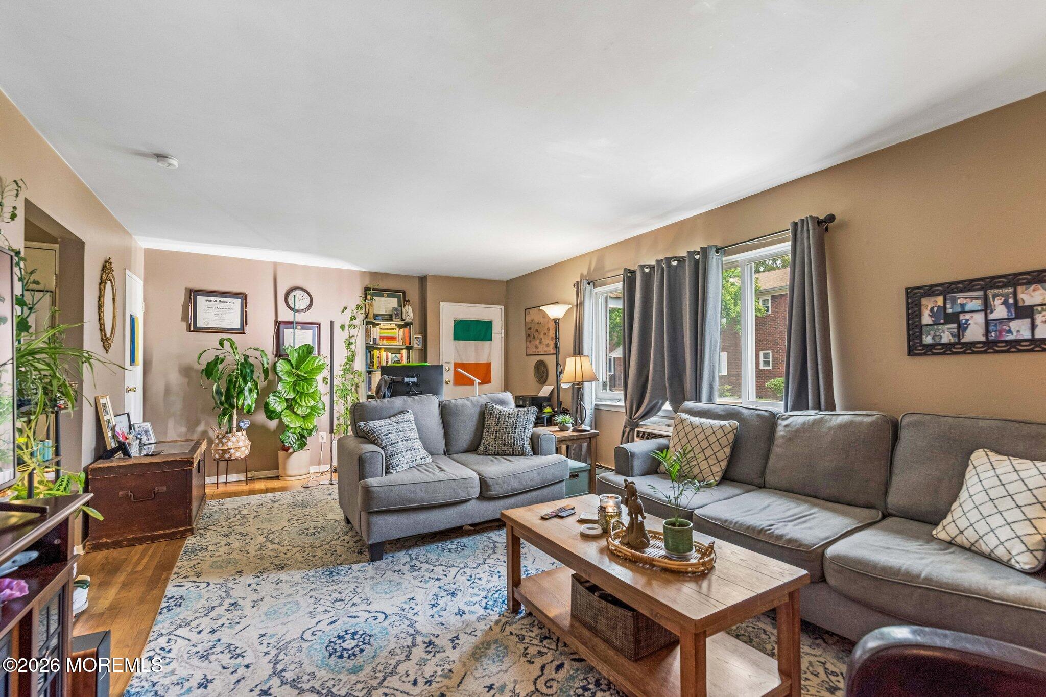 8 Juniper Lane A