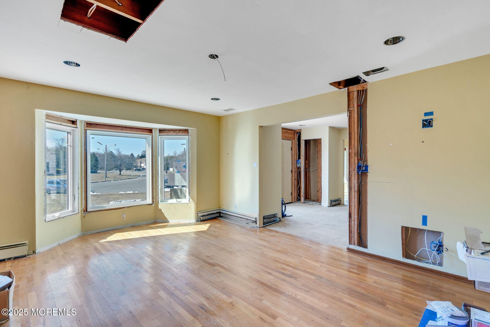 26 Rowena Road, Manalapan, New Jersey image 10