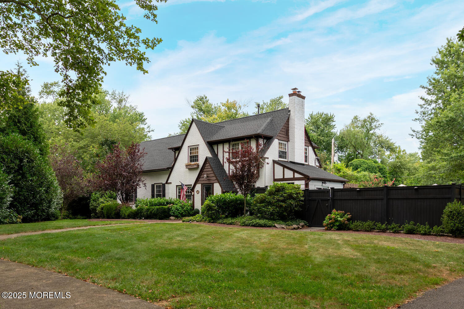 21 Buttonwood Drive