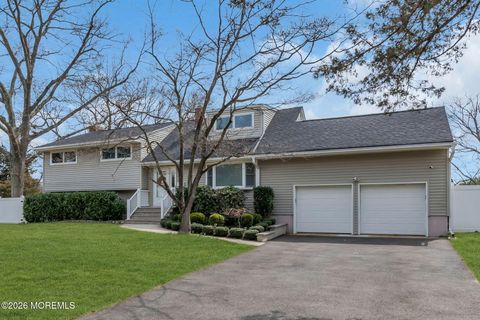 14 Riveredge Road Tinton Falls NJ 07724