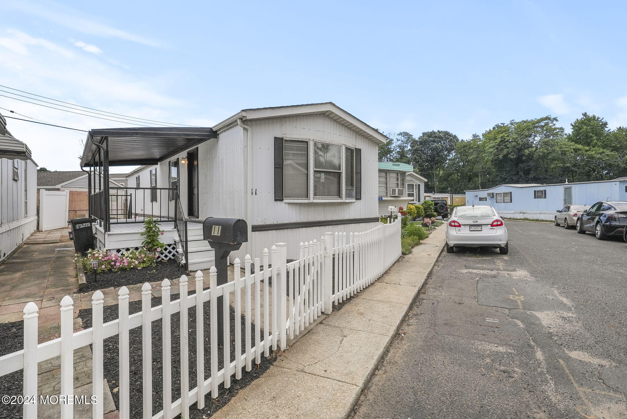 11 Avenue D, Hazlet, New Jersey image 2