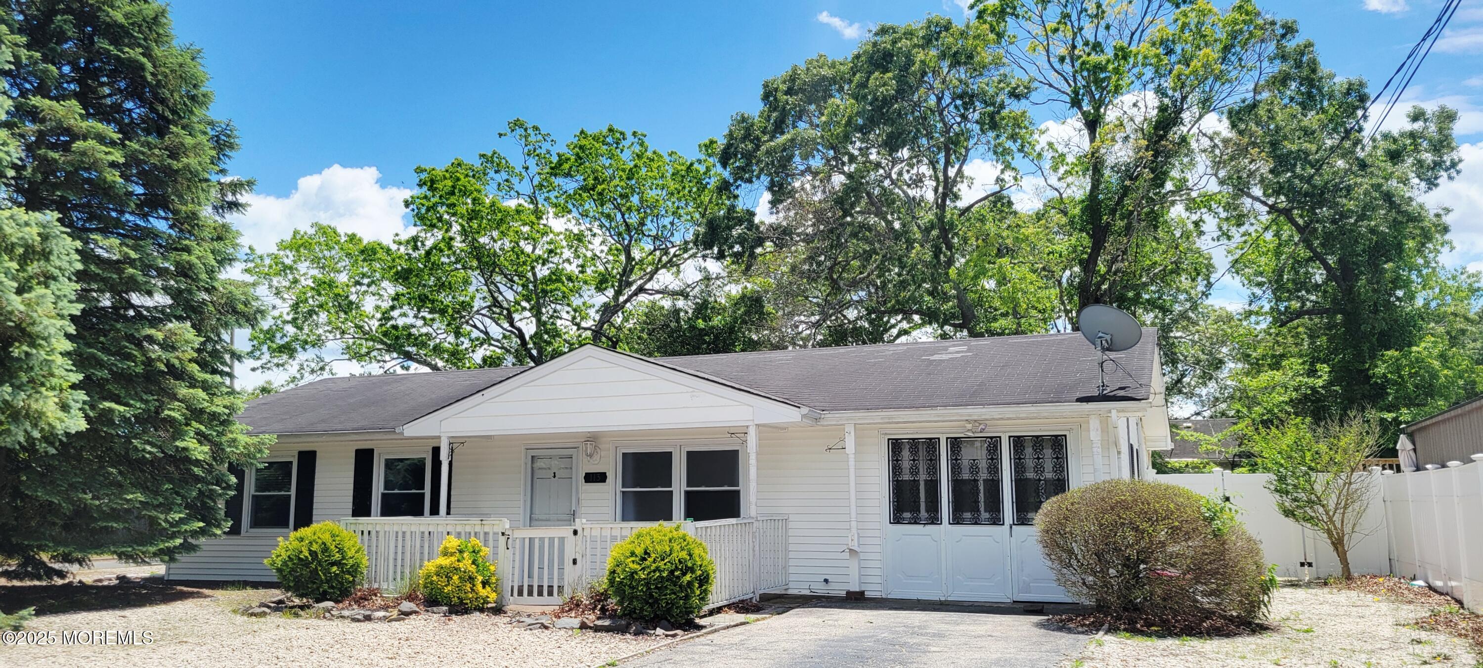 113 Lawrence Drive, Lanoka Harbor, New Jersey image 1