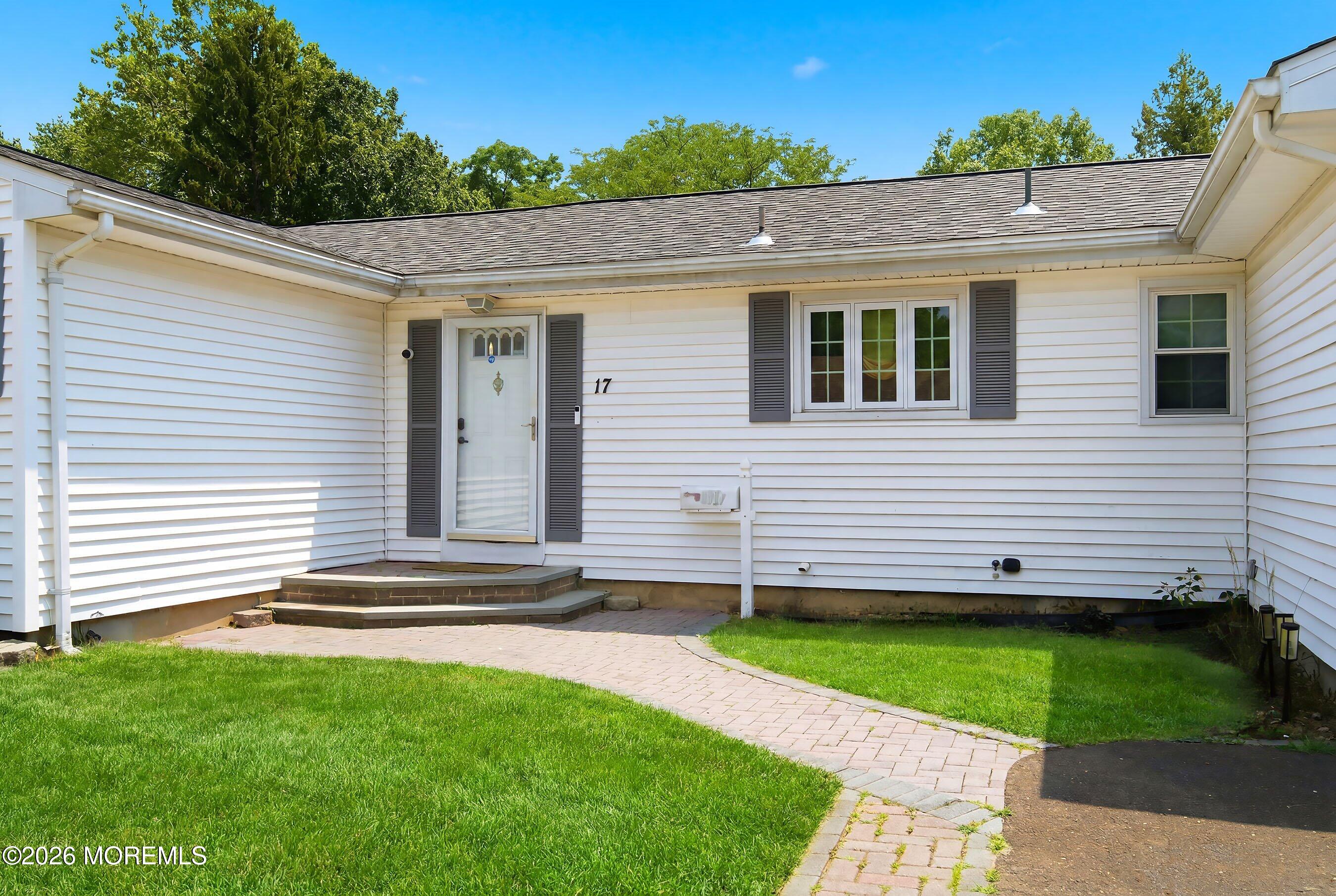 17 Knoll Terrace