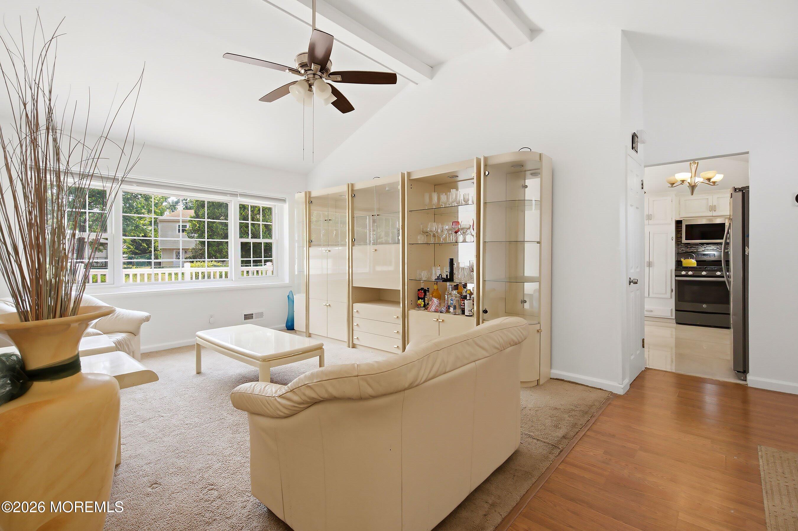 17 Knoll Terrace