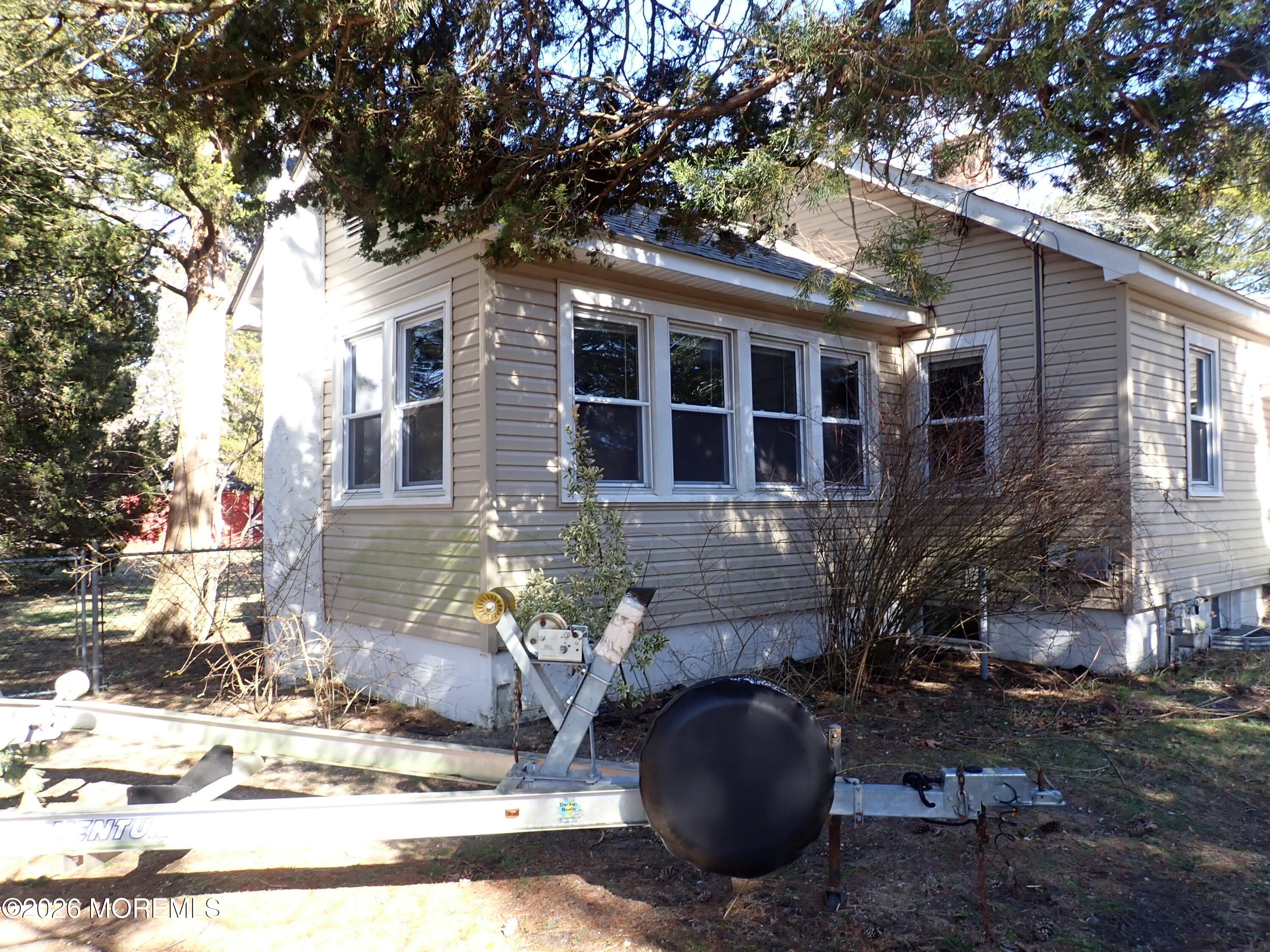 1490 Davidson Avenue