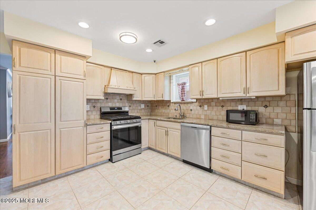 47 Mount Matterhorn Lane, Toms River, New Jersey image 11
