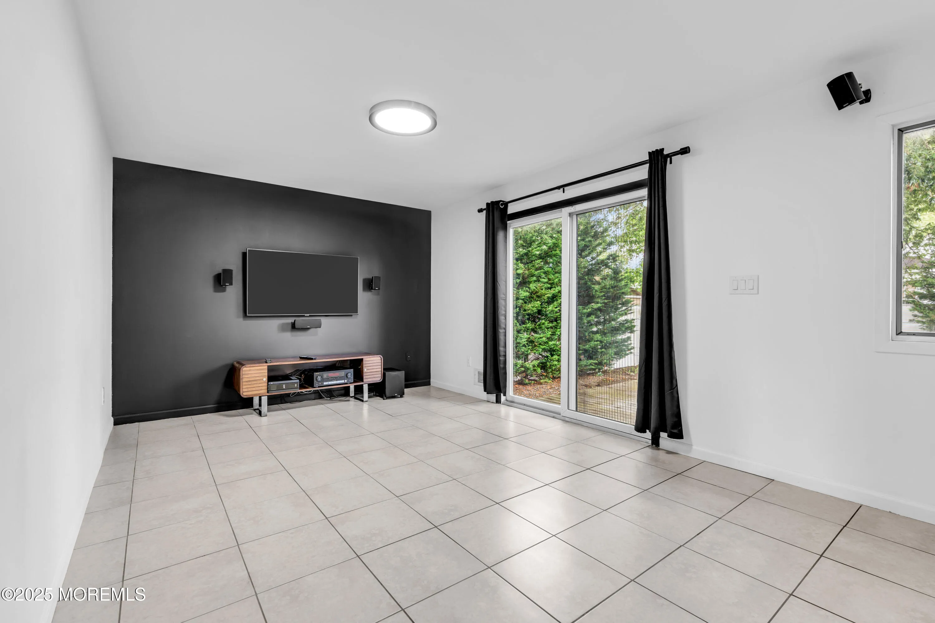 Brick, New Jersey 08723, United States, 3 Bedrooms Bedrooms, ,2 BathroomsBathrooms,Residential,Active,150990