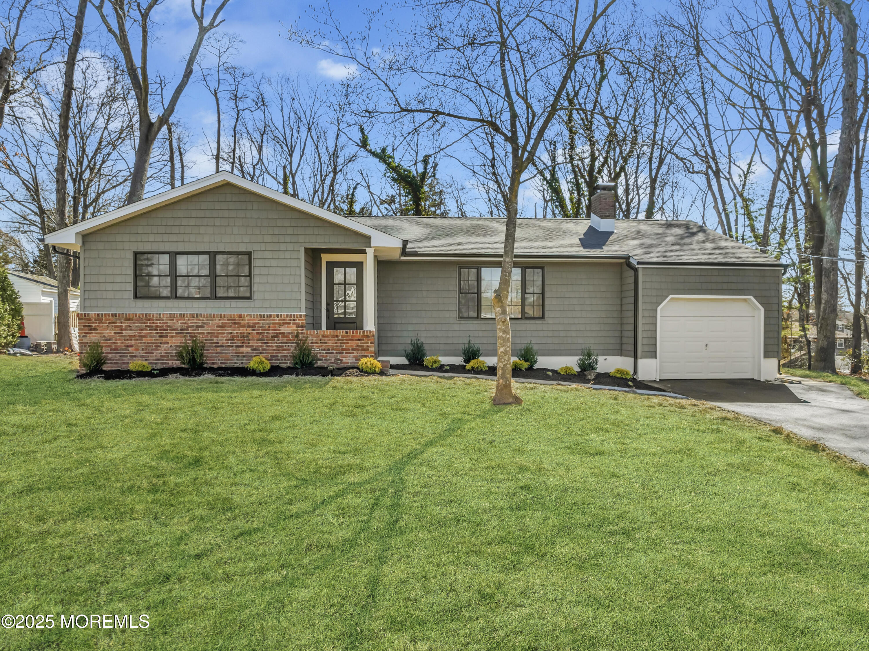 873 Medallion Lane, Toms River, New Jersey image 2
