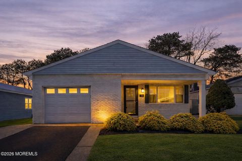 15 Encinitas Drive Toms River NJ 08757