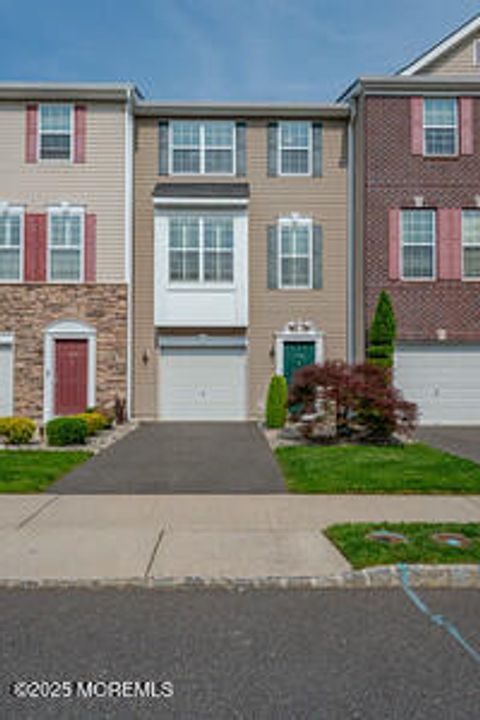 110 Warbler Way Freehold NJ 07728