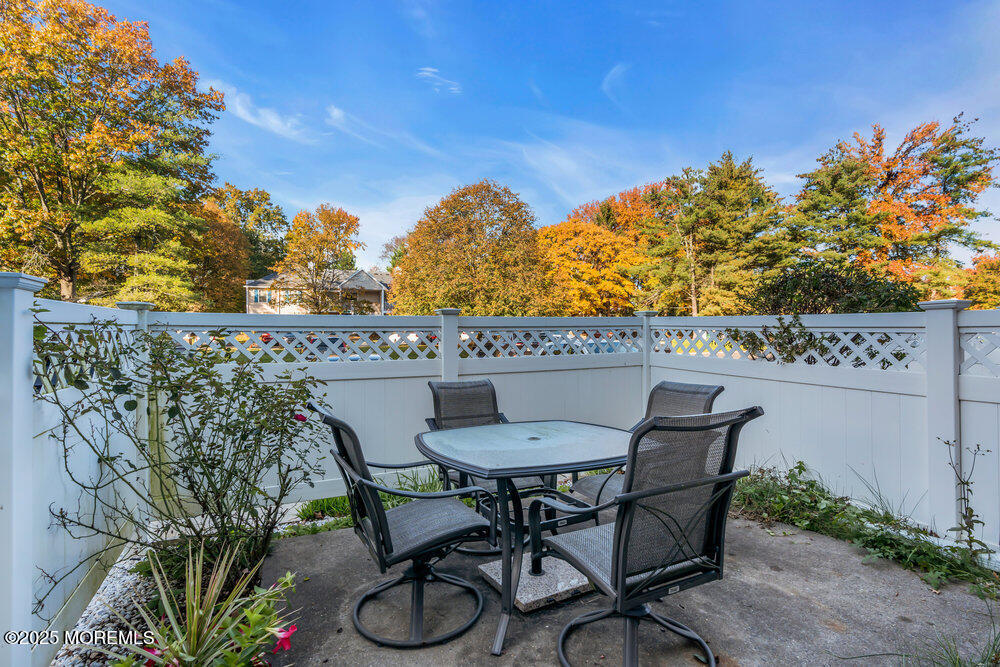 87 Secretariat Court