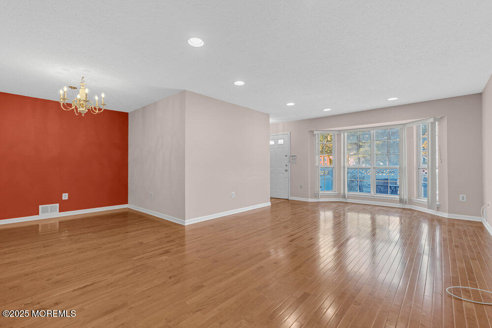 87 Secretariat Court