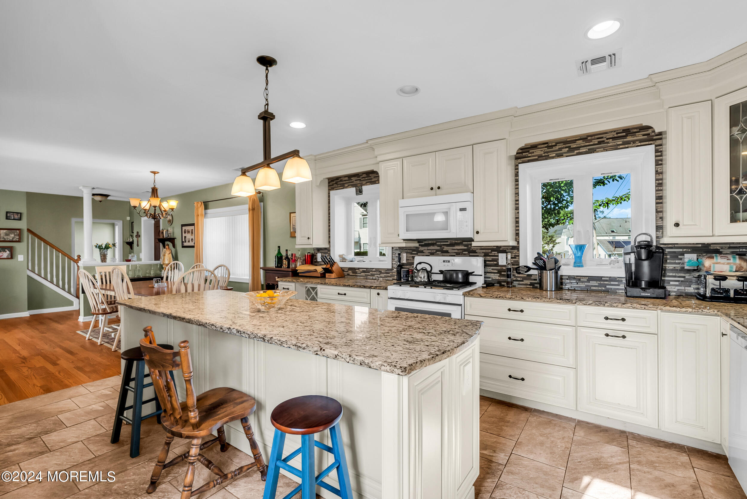 28 Homestead Avenue