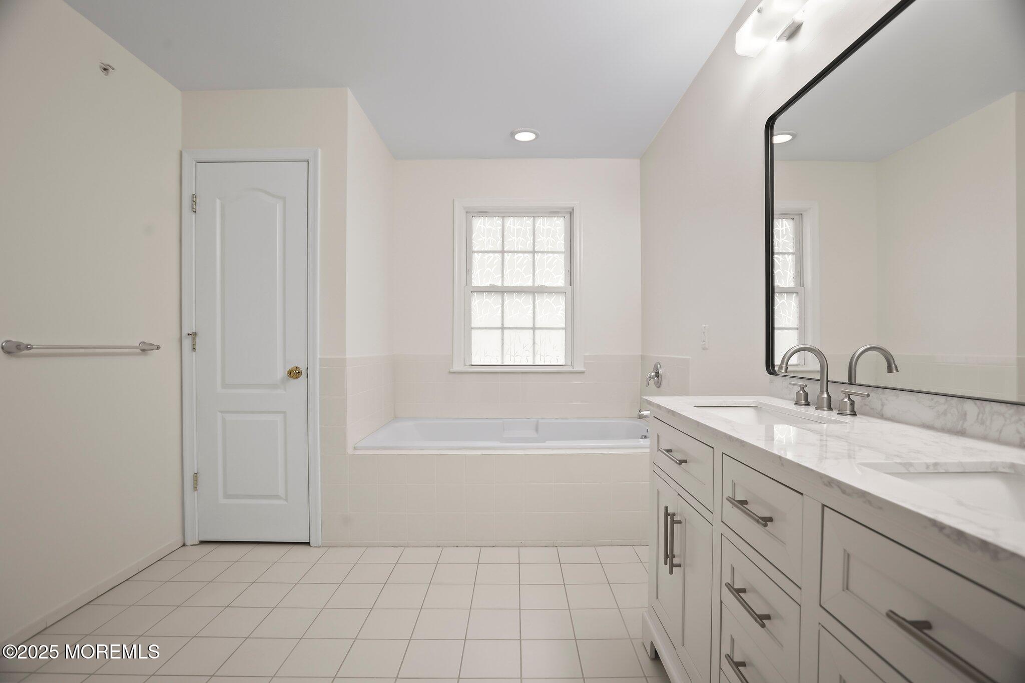 85 Morgan Way #85, Monroe Township, New Jersey image 24