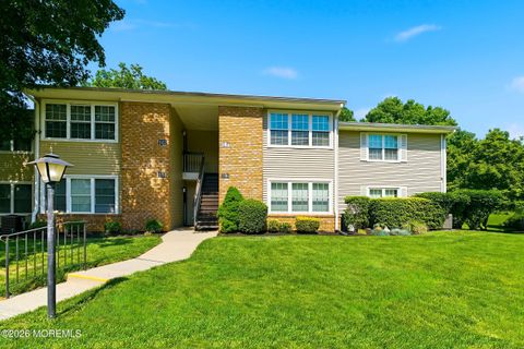 Condo For Sale - 106 Viburnum Terrace #307<br/> Red Bank, NJ 07701