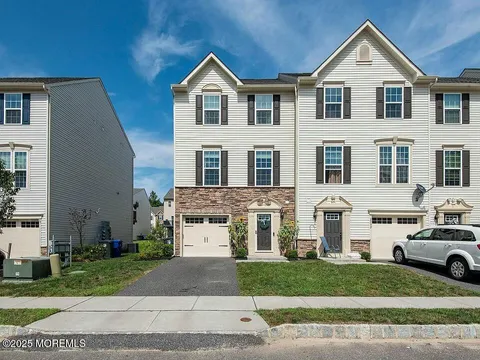 MLS: 22503864