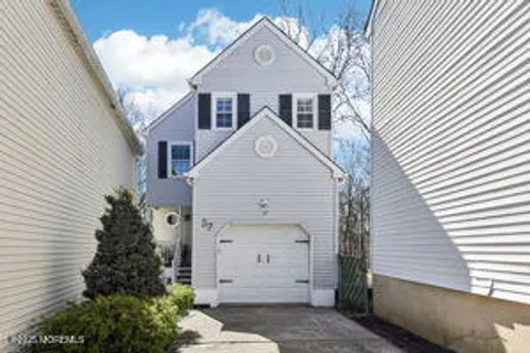 57 Oak Knoll Drive, Matawan, NJ 07747 - MLS#: 22507815