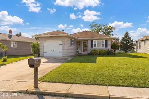 10 Abaco Street Toms River NJ 08757