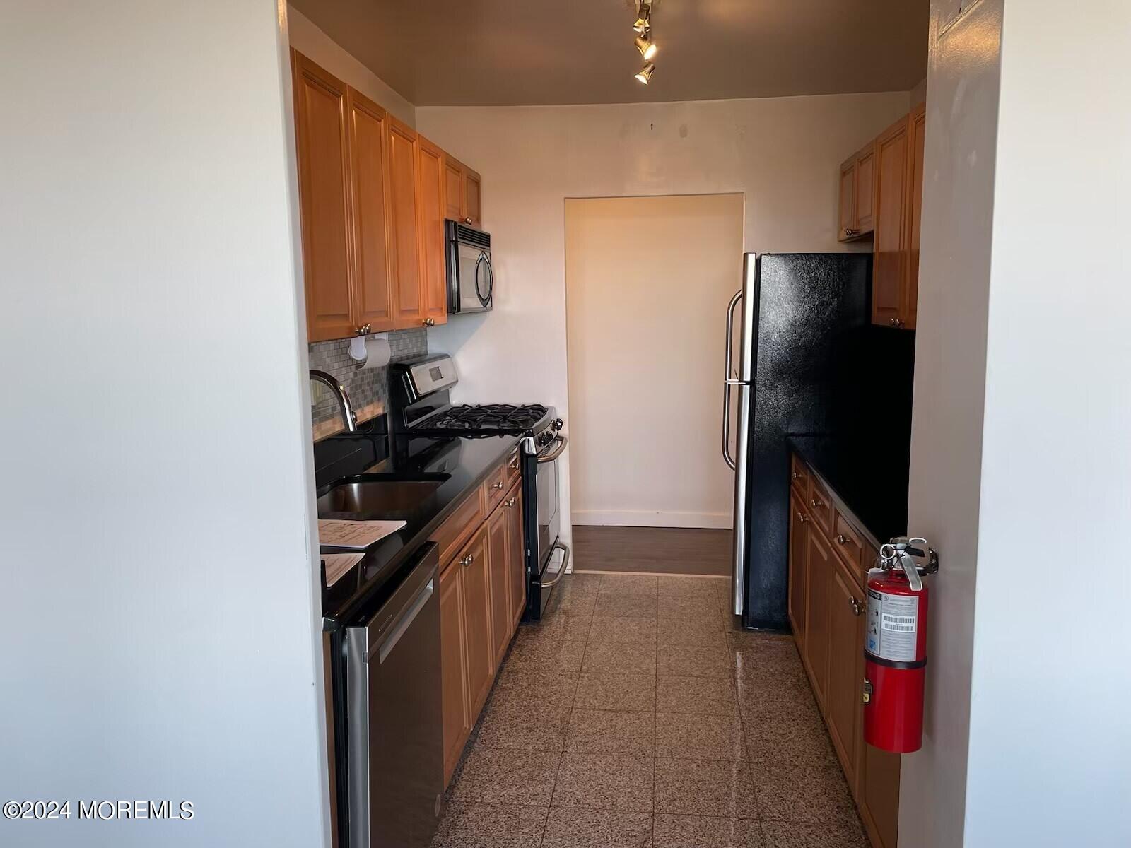 10 Ocean Boulevard 5D