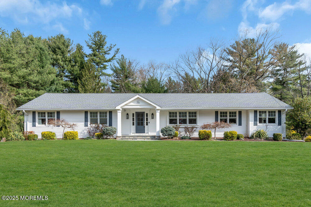 10 Saratoga Drive, Colts Neck, New Jersey image 3