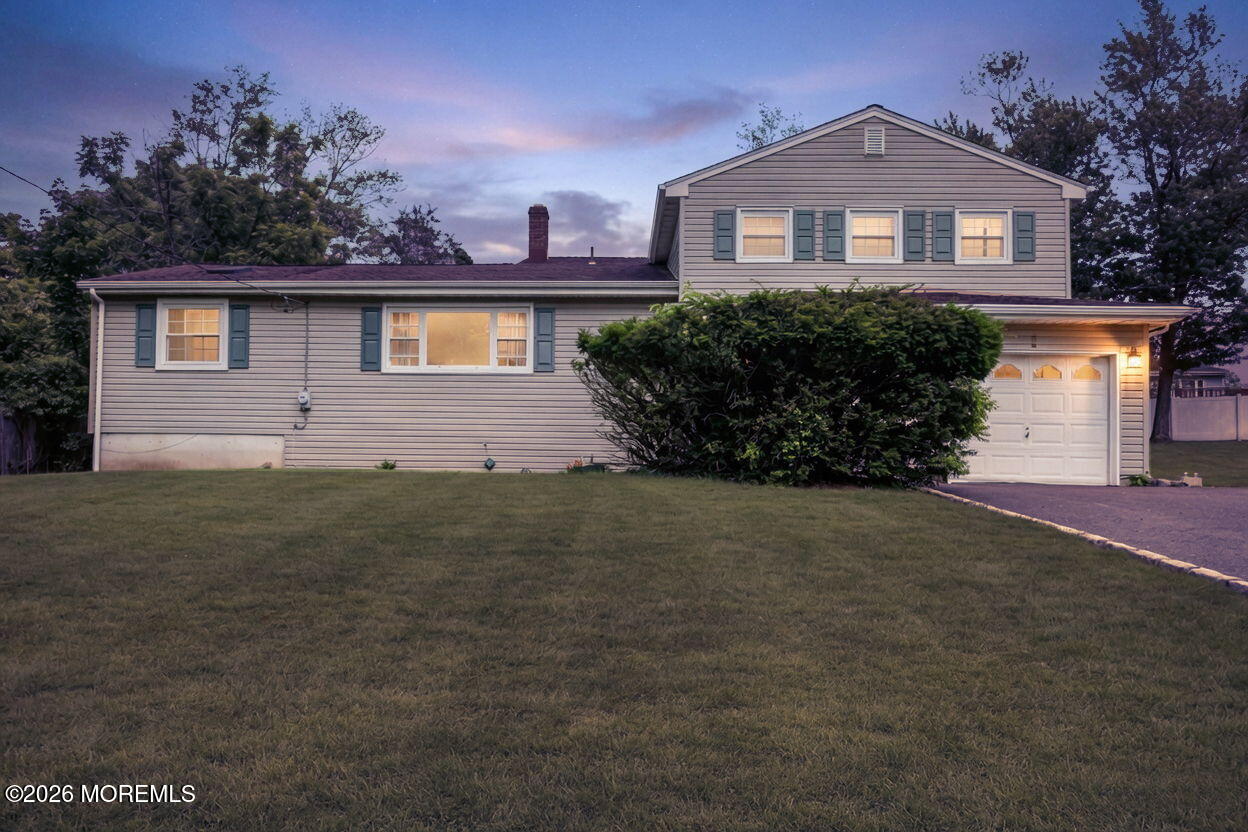 Photo 1 of 31 — 5 Cortland Drive, Franklin, NJ 08873