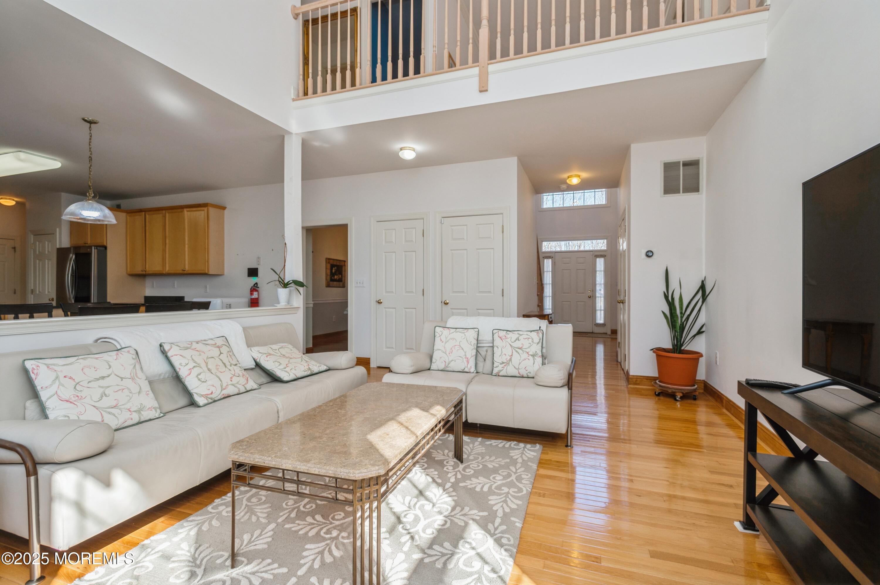 10 Banff Court, Morganville, New Jersey image 6