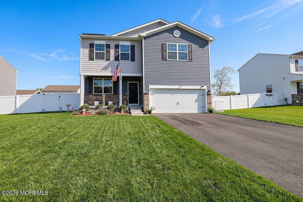 9 Lookout Avenue