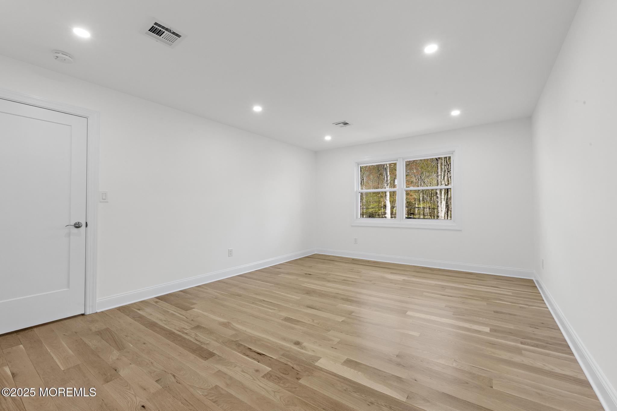 439 Stagecoach Road, Millstone, New Jersey image 37