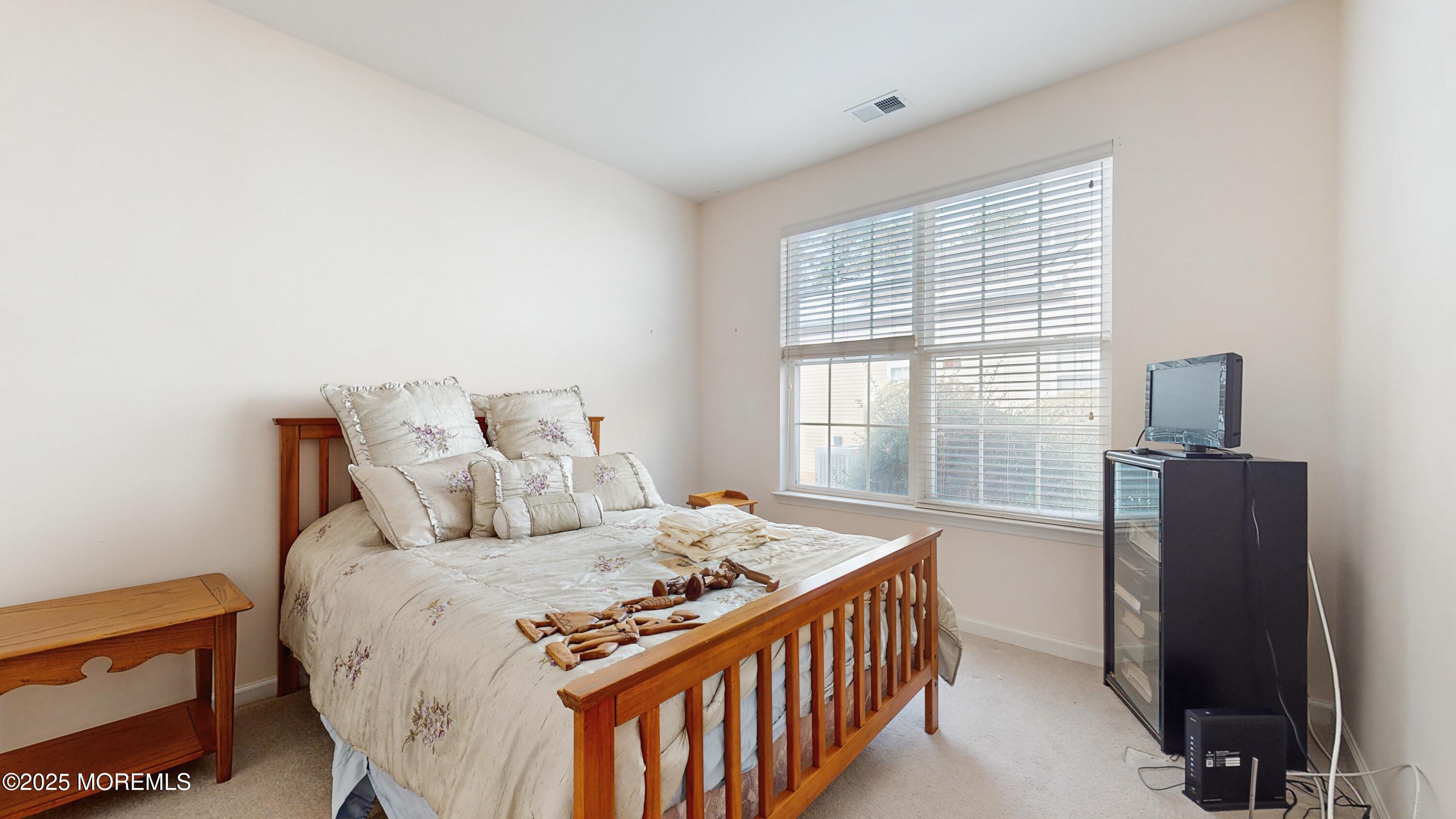 14 Edgewater Path, Barnegat, South Dakota image 19