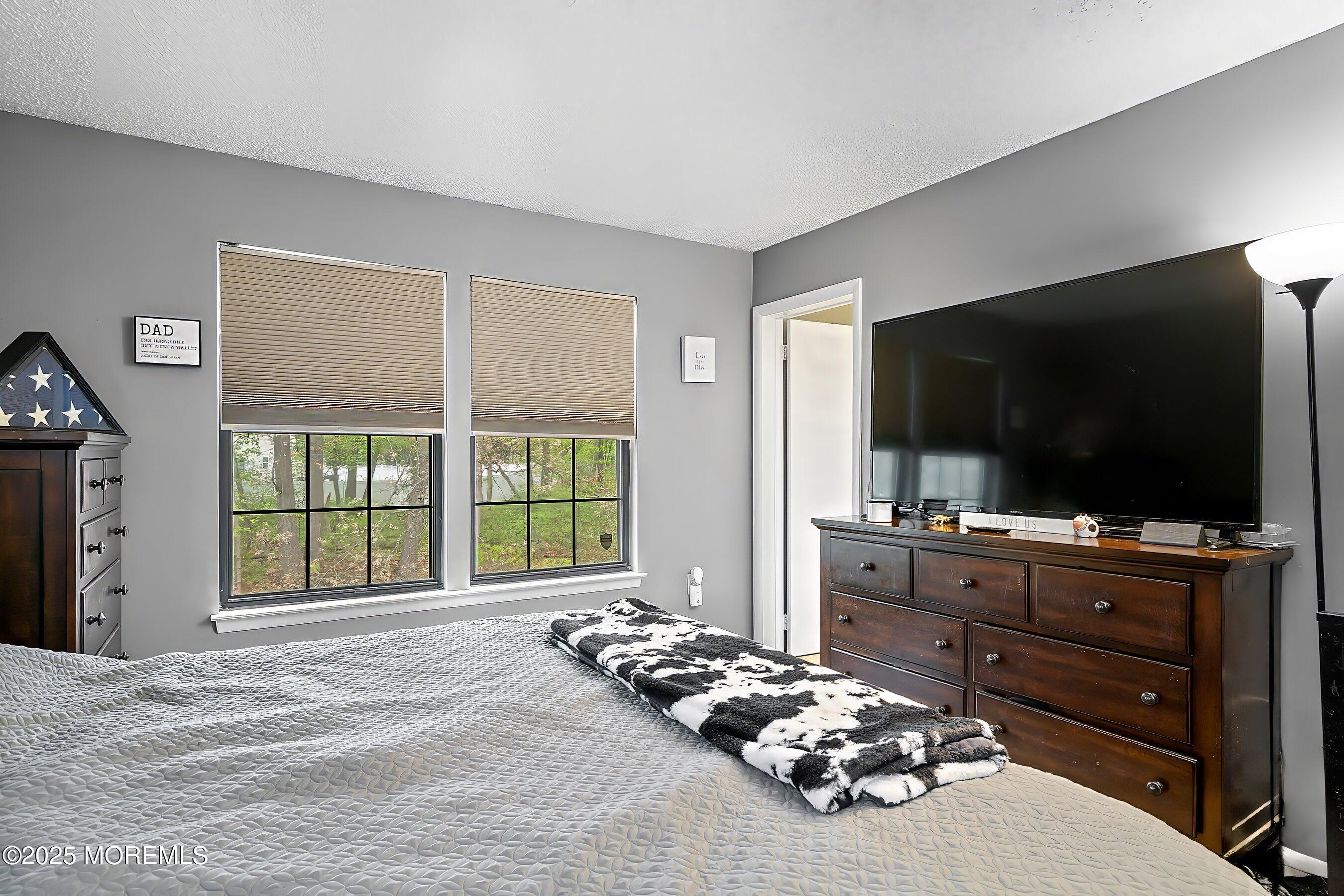 905 Violet Lane, Jackson, New Jersey image 18