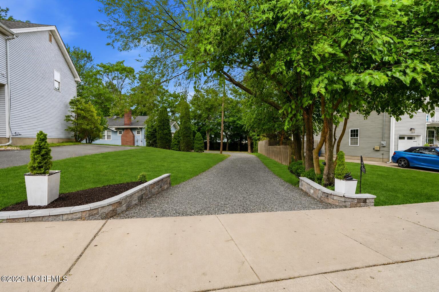 1111 Ridge Avenue