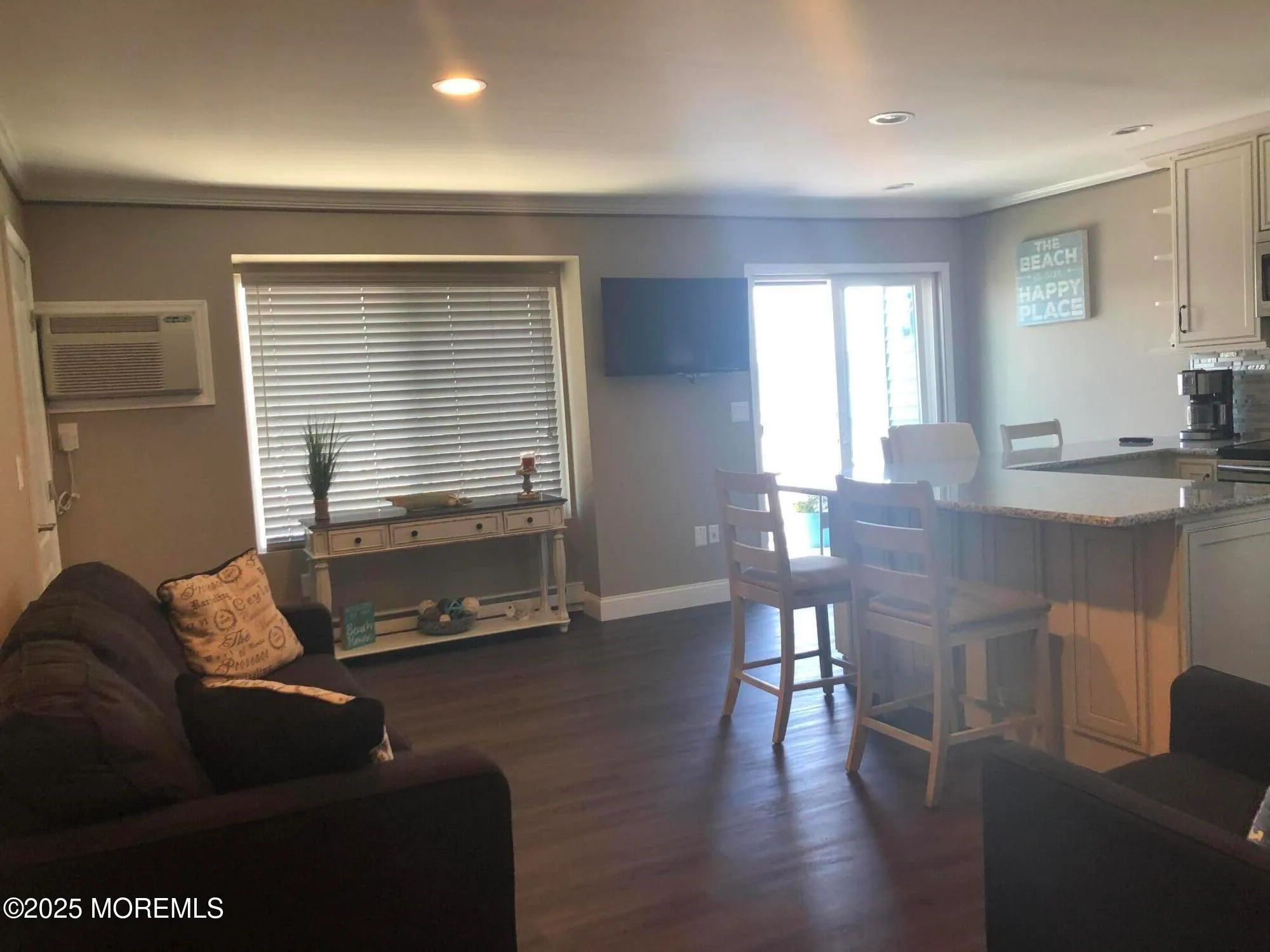 Sea Bright, New Jersey 07760, United States, 1 Bedroom Bedrooms, ,1 BathroomBathrooms,Residential,Active,21323