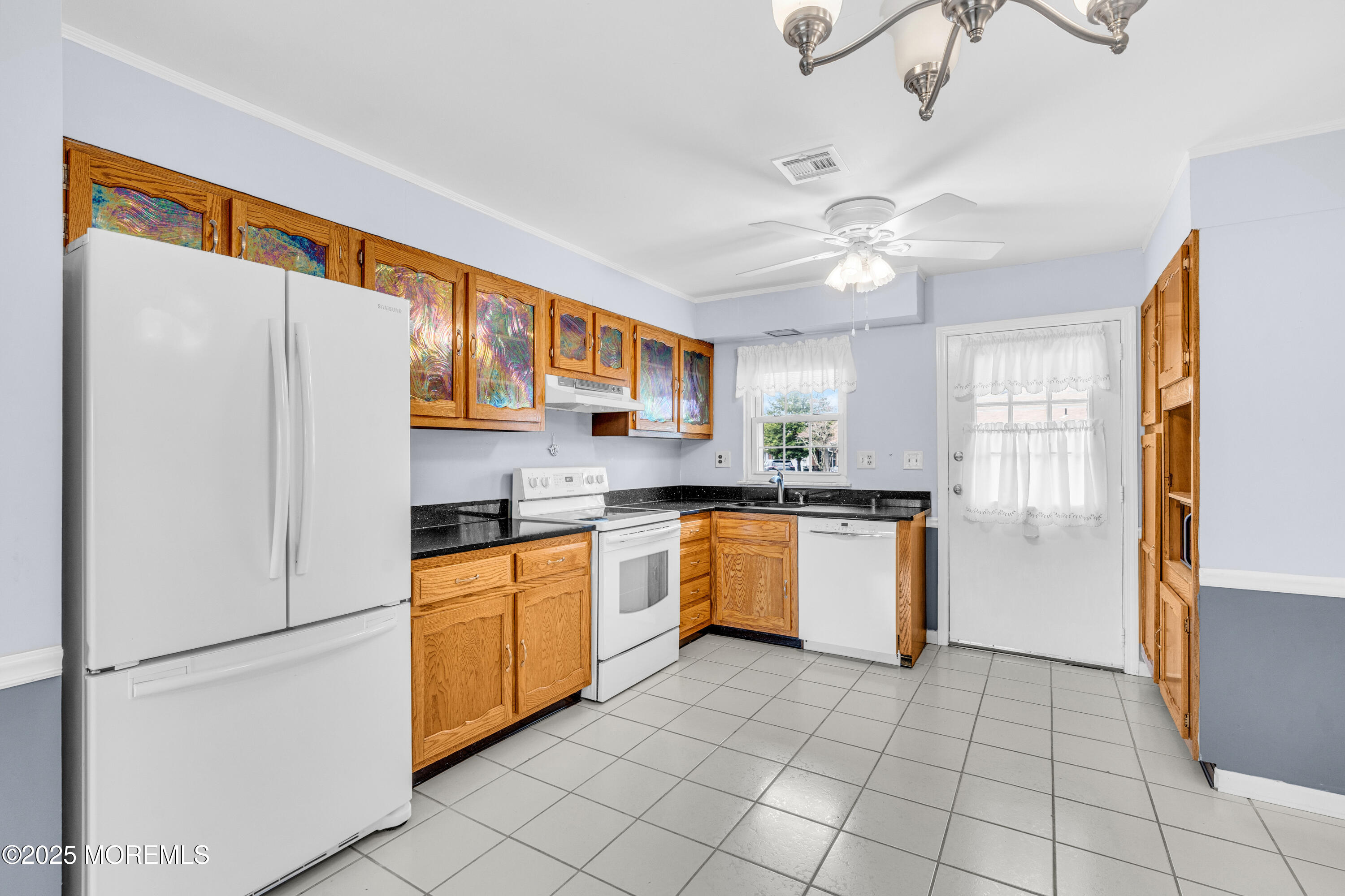 1237A Hamilton Court, Lakewood, New Jersey image 12