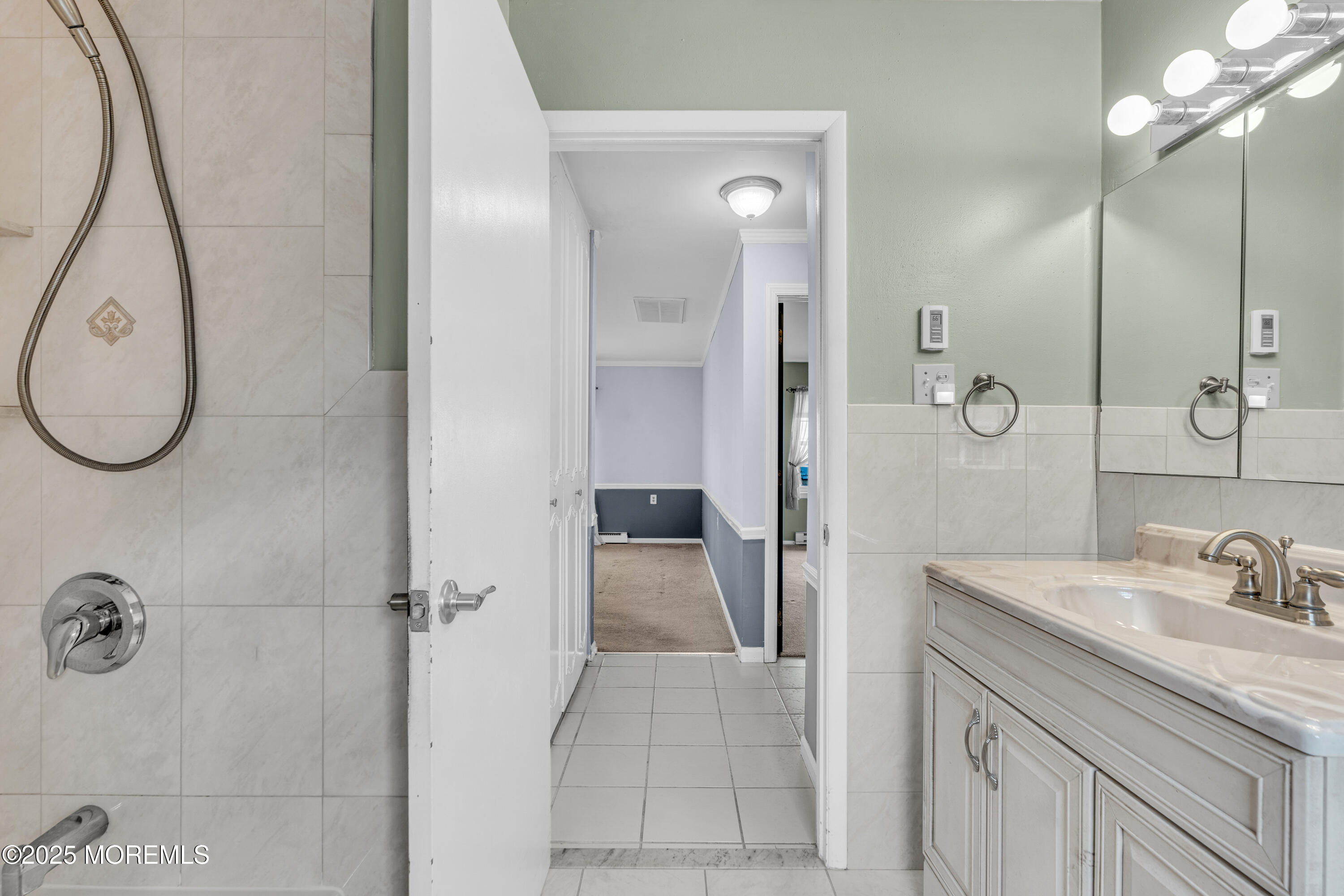 1237A Hamilton Court, Lakewood, New Jersey image 23