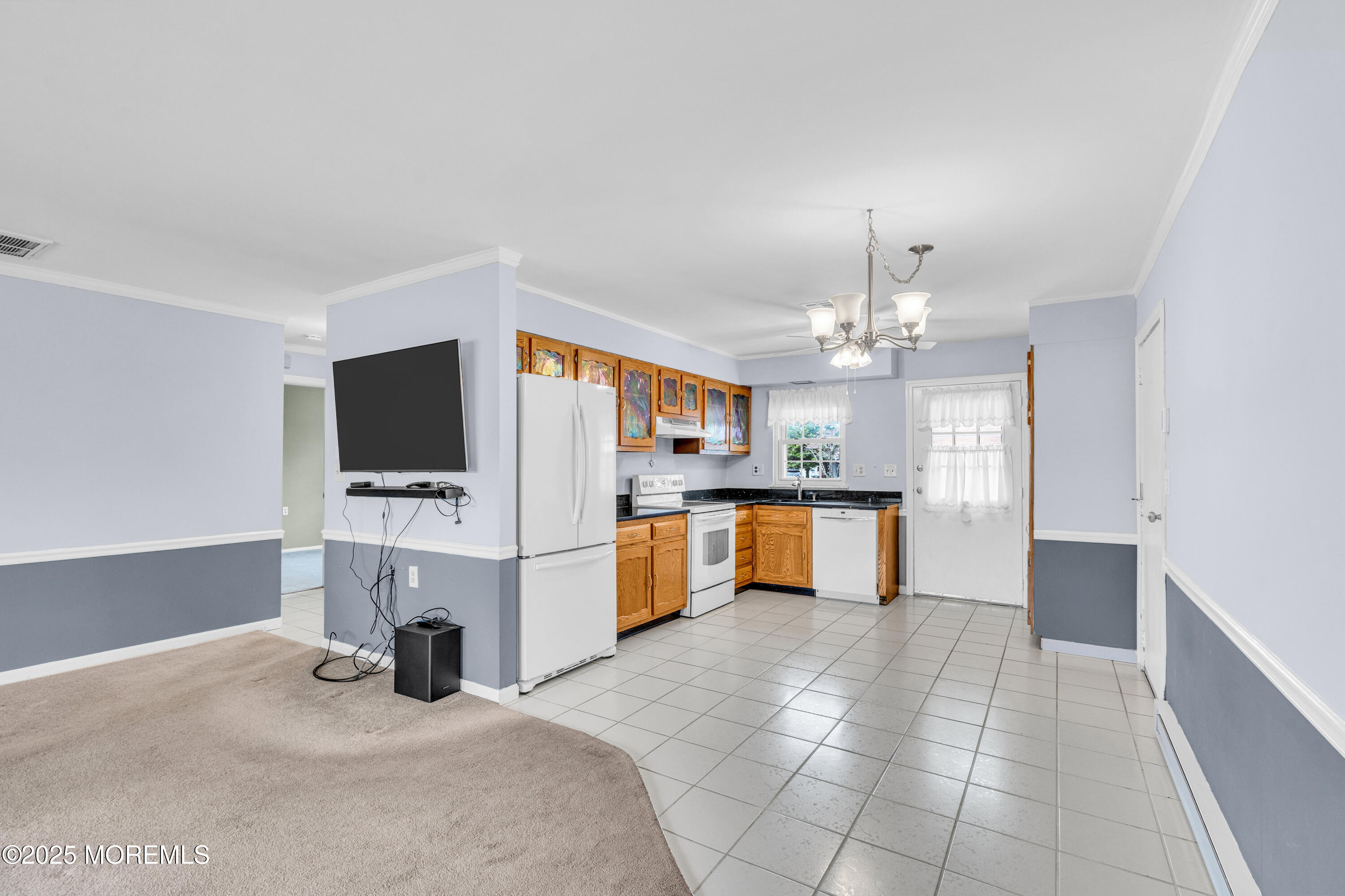 1237A Hamilton Court, Lakewood, New Jersey image 11