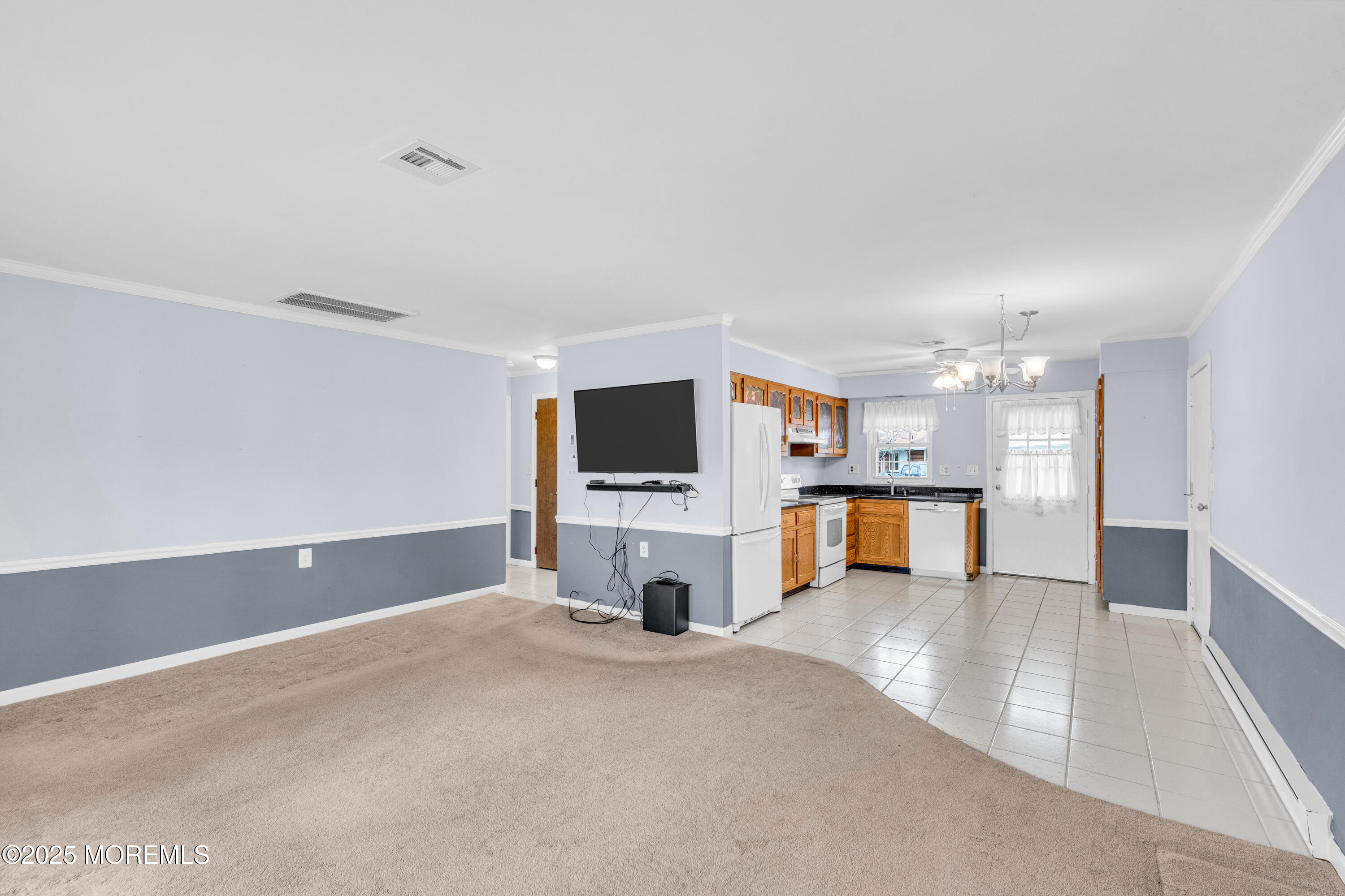 1237A Hamilton Court, Lakewood, New Jersey image 10