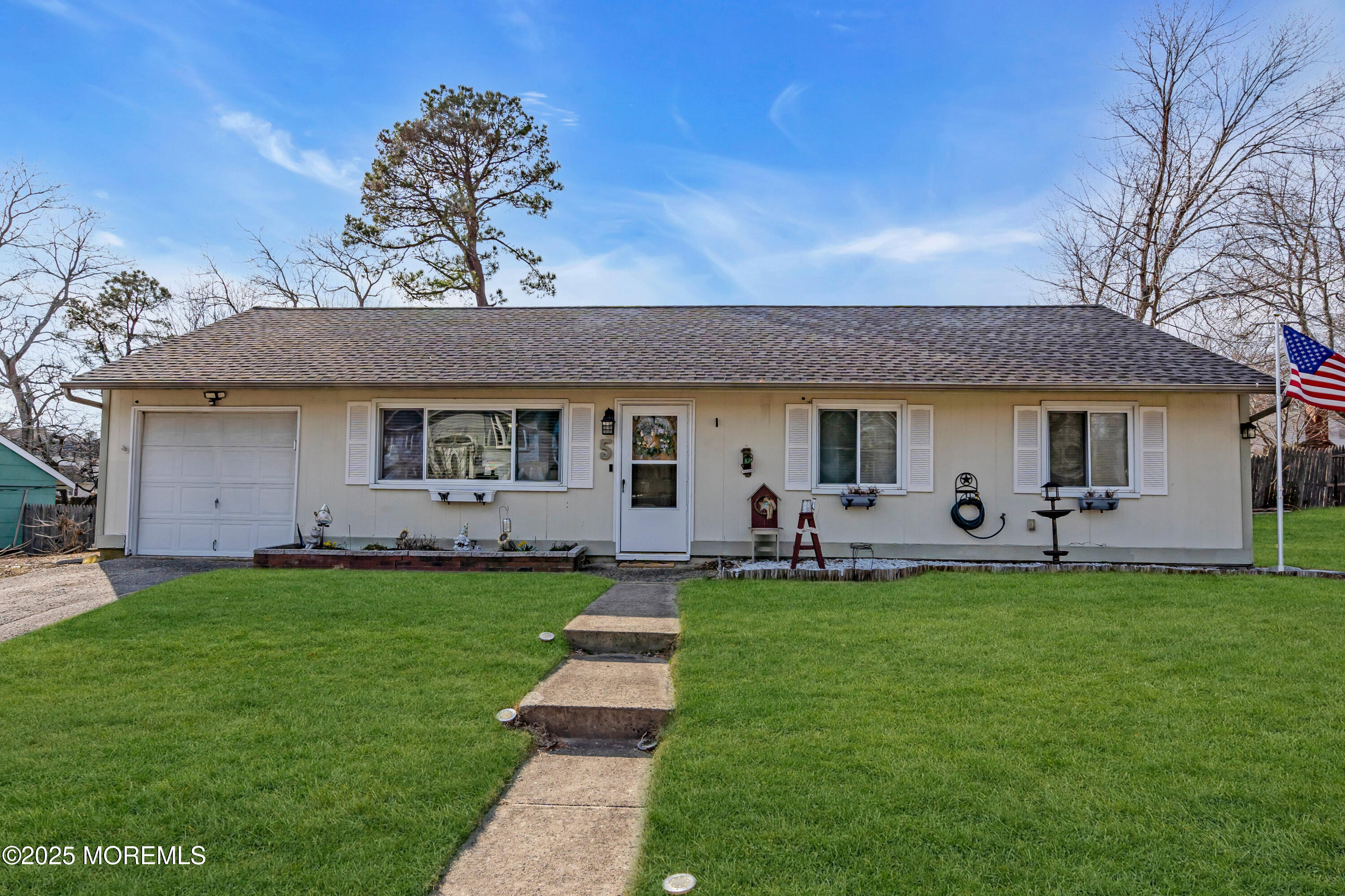 5 Silversmith Court, Barnegat, New Jersey image 1