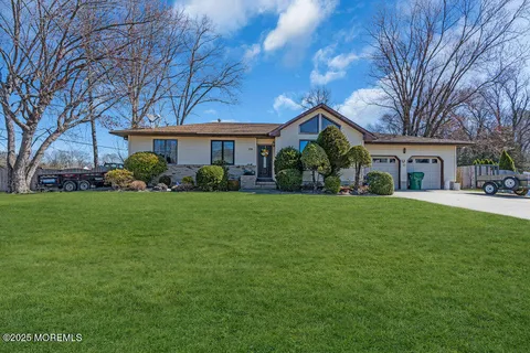 MLS: 22506837