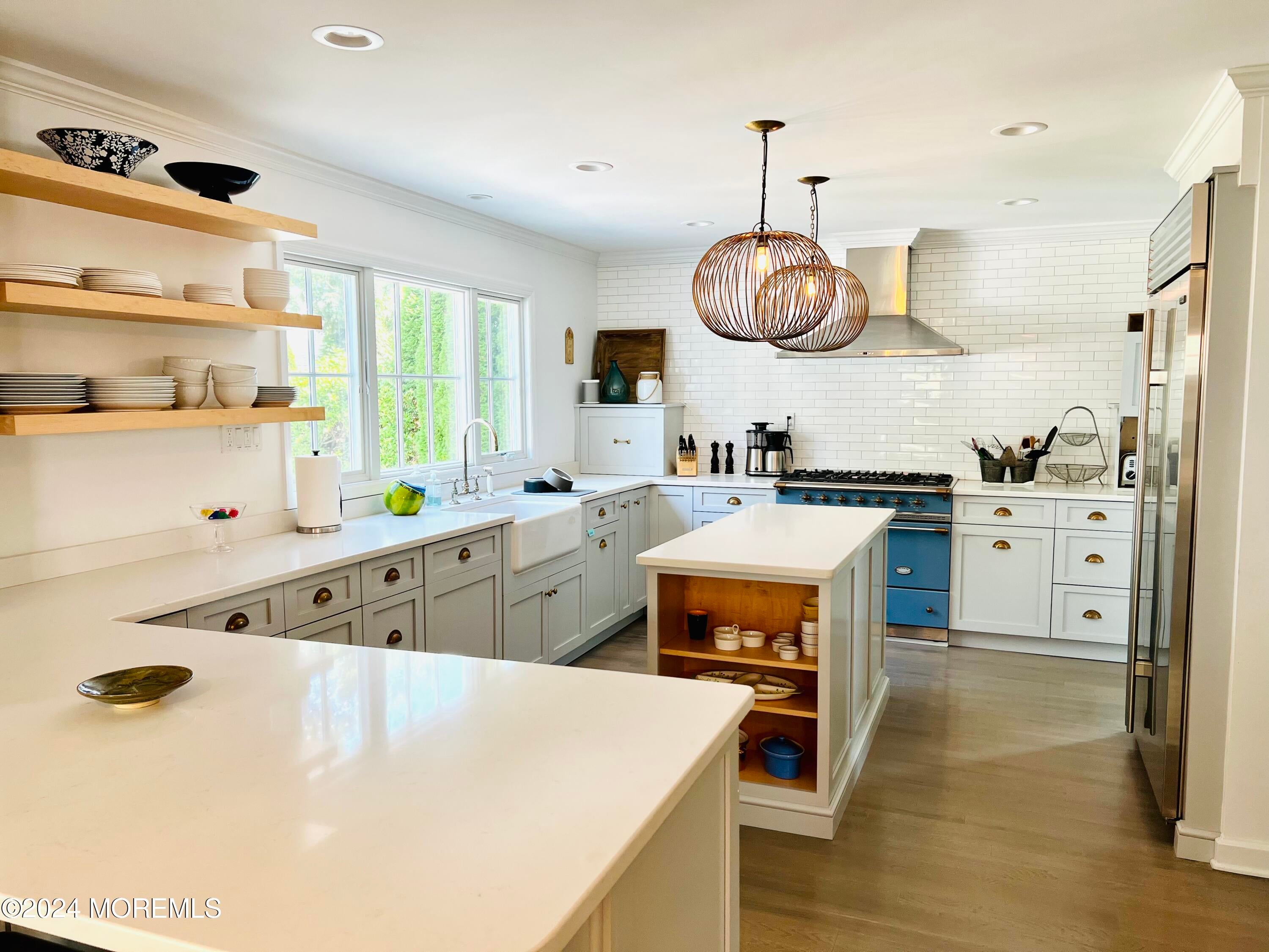 2122 Edgewood Place