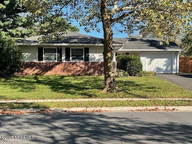 2 Avondale Lane