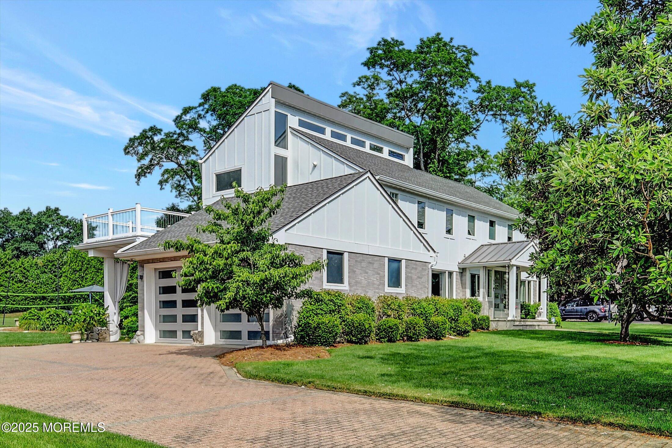3 Woods Road