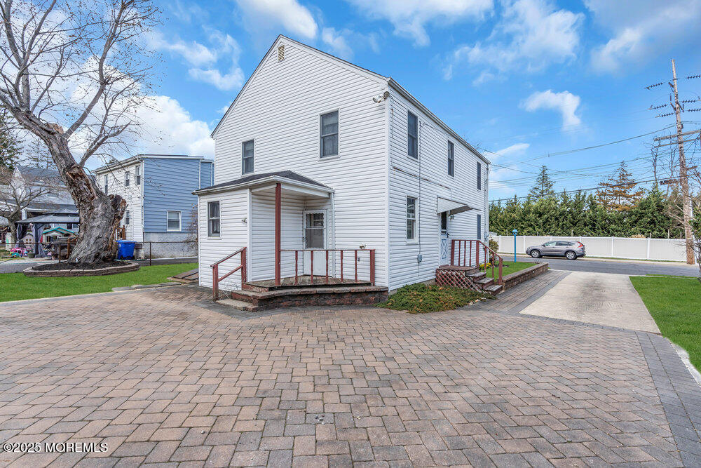 18 Maple Avenue, Eatontown, New Jersey image 38
