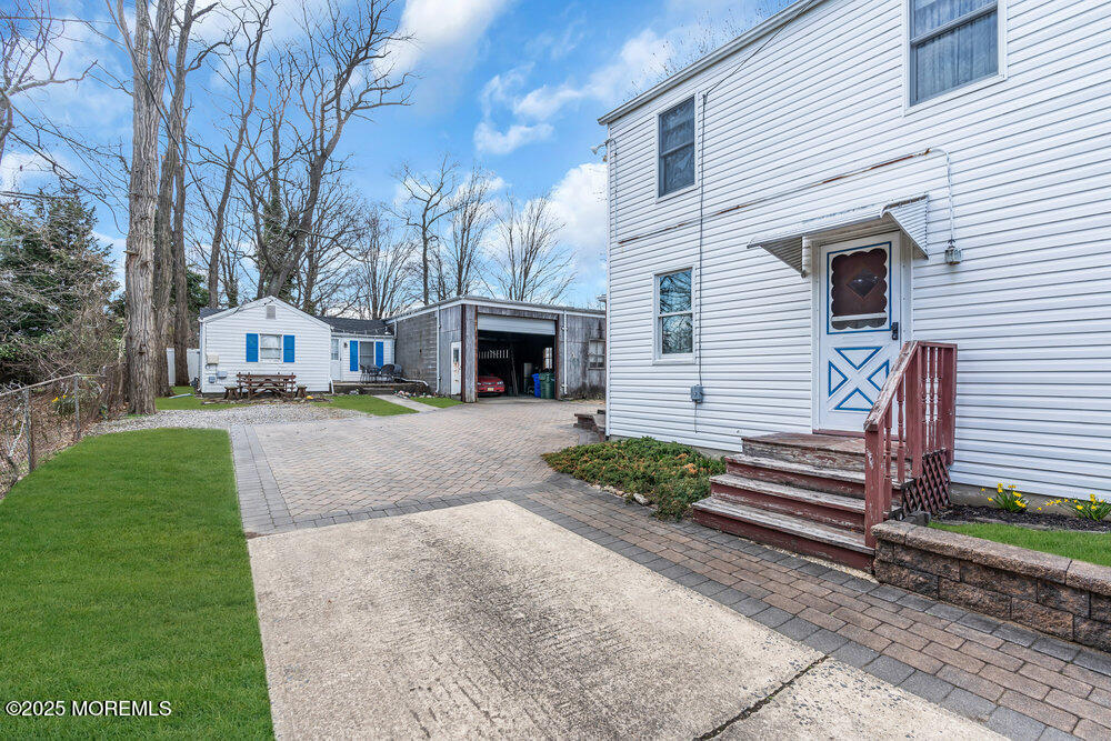 18 Maple Avenue, Eatontown, New Jersey image 39