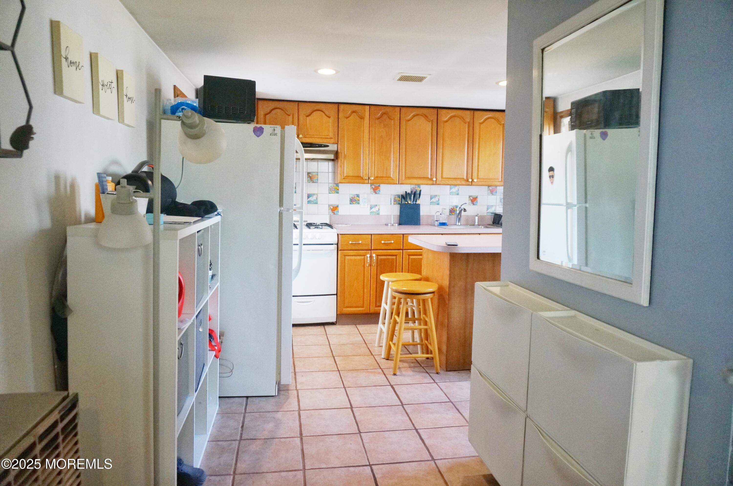 18 Maple Avenue, Eatontown, New Jersey image 45