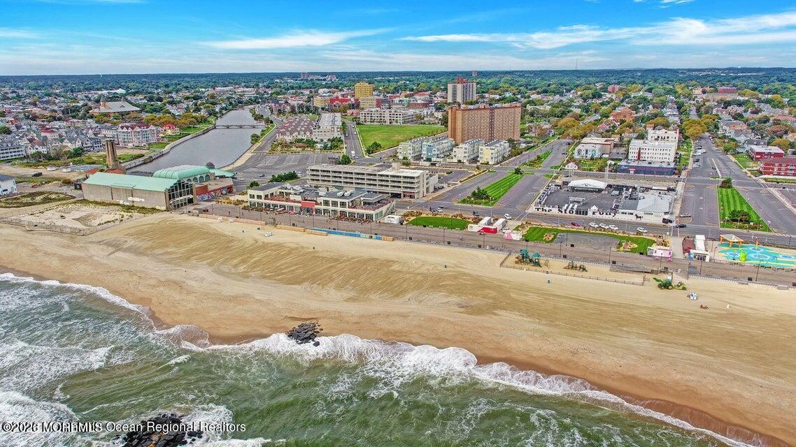 Asbury Park, New Jersey, 07712, United States, 3 Bedrooms Bedrooms, ,4 BathroomsBathrooms,Residential,Active,2041744