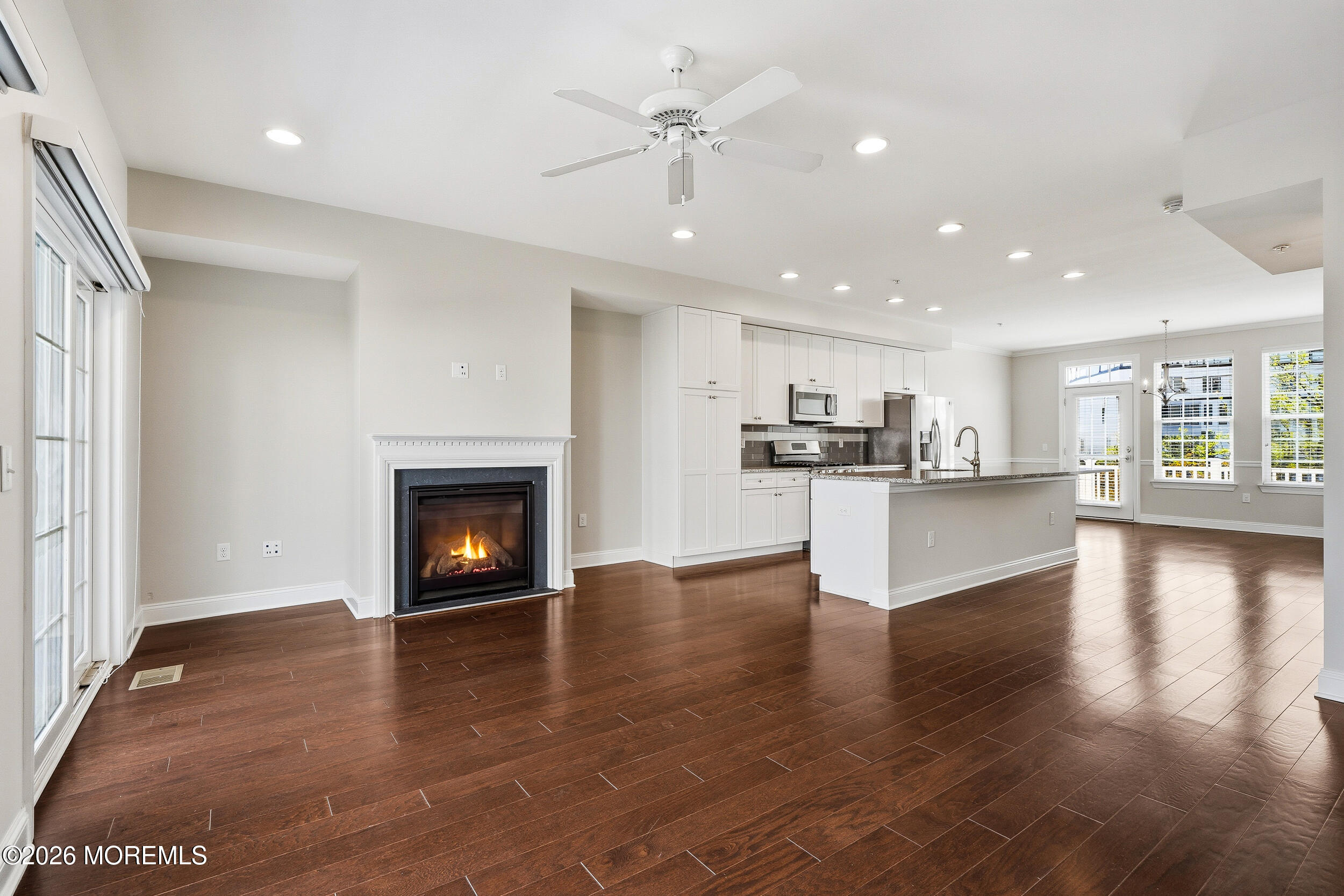 Asbury Park, New Jersey, 07712, United States, 3 Bedrooms Bedrooms, ,4 BathroomsBathrooms,Residential,Active,2041744